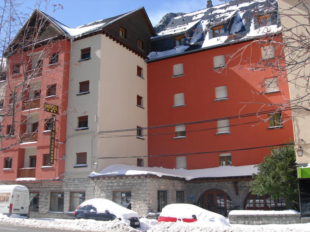 Hotel Villa De Канфранк Екстериор снимка